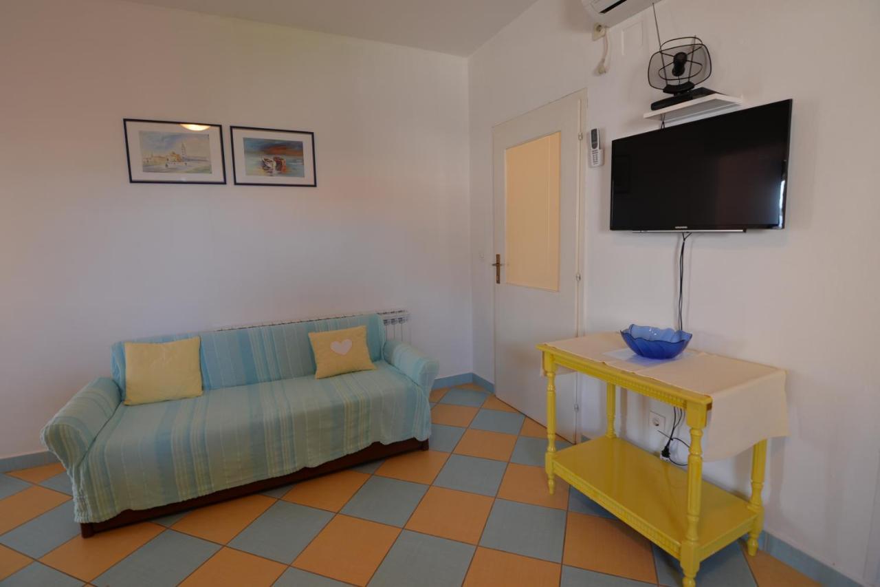 Apartments By The Sea Tkon, Pasman - 16589 المظهر الخارجي الصورة