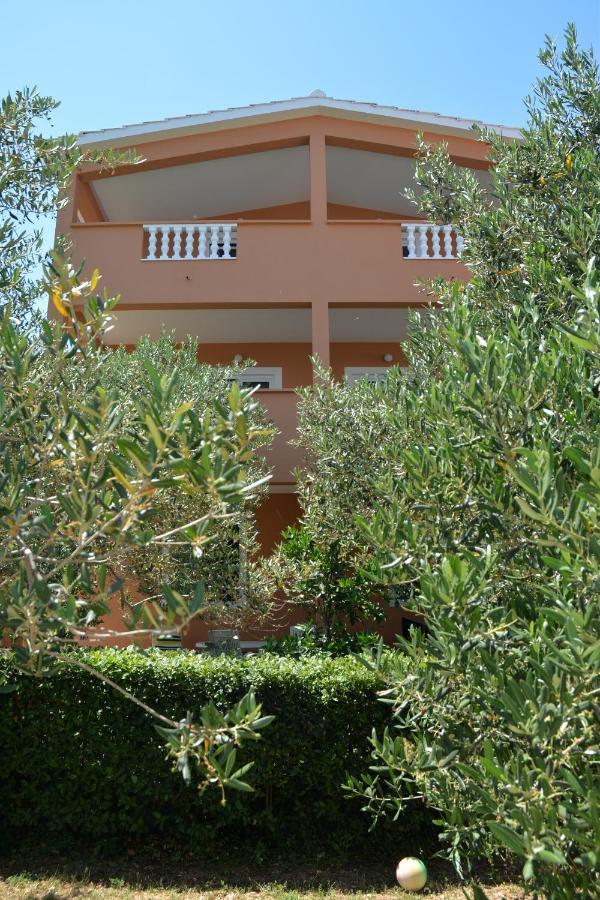 Apartments By The Sea Tkon, Pasman - 16589 المظهر الخارجي الصورة