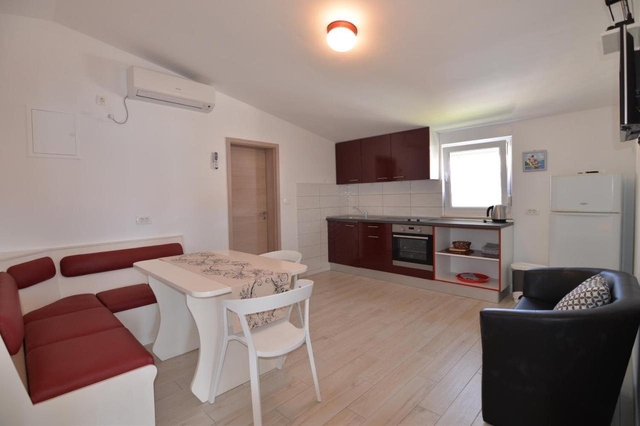 Apartments By The Sea Tkon, Pasman - 16589 المظهر الخارجي الصورة